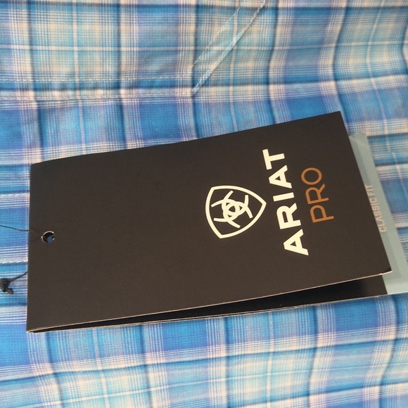 Ariat Pro Series Hogan Classic Fit Long Sleeve Button Up NWT, Small - Picture 3 of 11